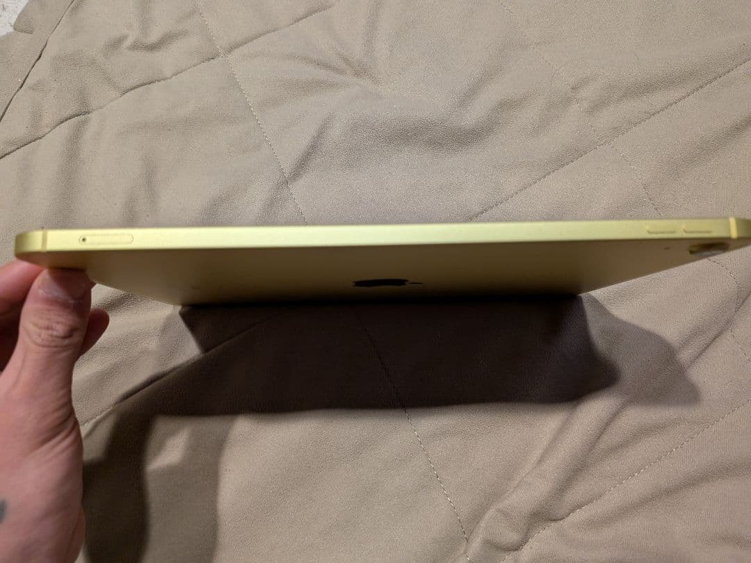 【美品！】iPad 第10世代 イエロー Wi-Fi+cellular