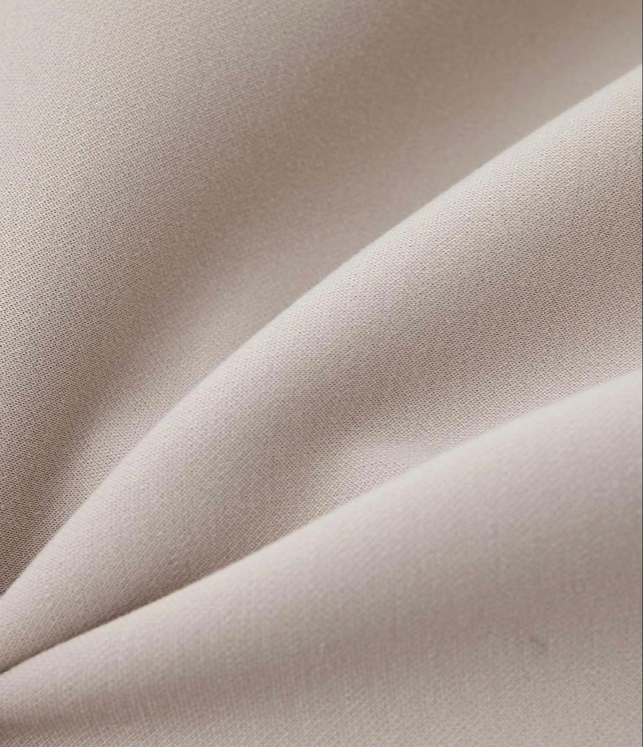 リブドロワ　ZIPパーカー