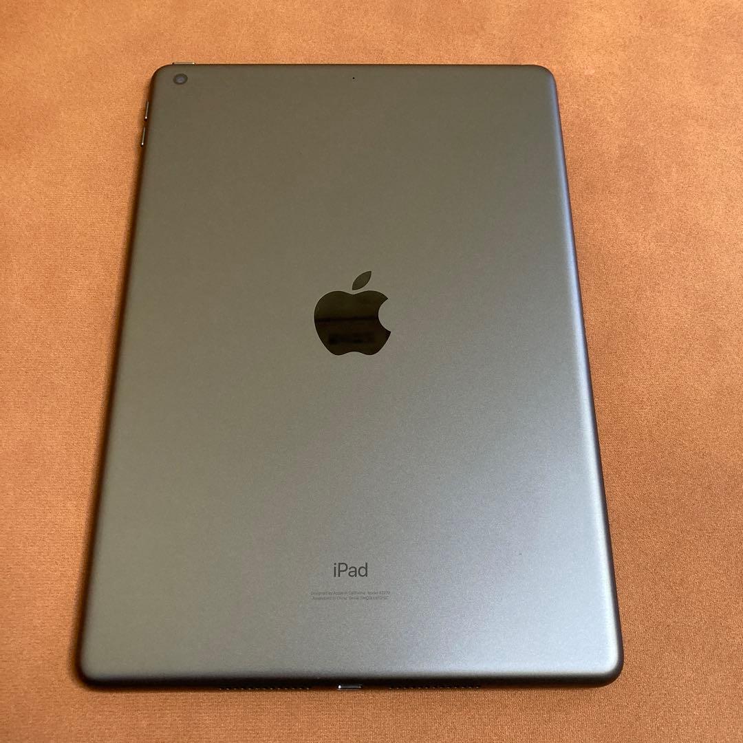 3861【早い者勝ち】美品☆iPad8 第8世代 32GB WIFIモデル☆