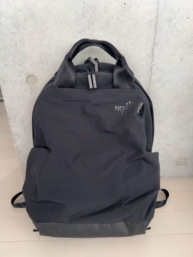 新品同様THE NORTH FACE ネバーストップバックパックリュック黒18L