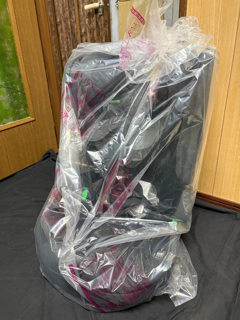 未使用 未開封 2025年製 エールベベ パパット r st チャイルドシート