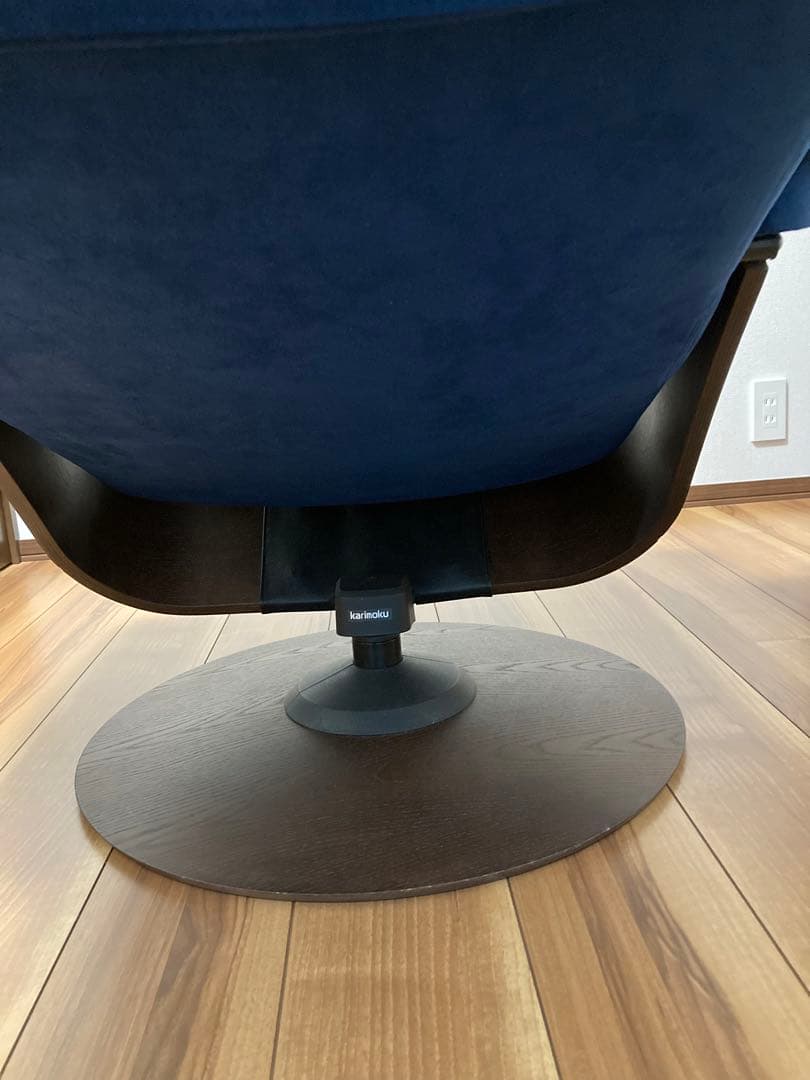 カリモク　ザ・ファースト　ネイビー リクライニングチェア 1人掛けソファ