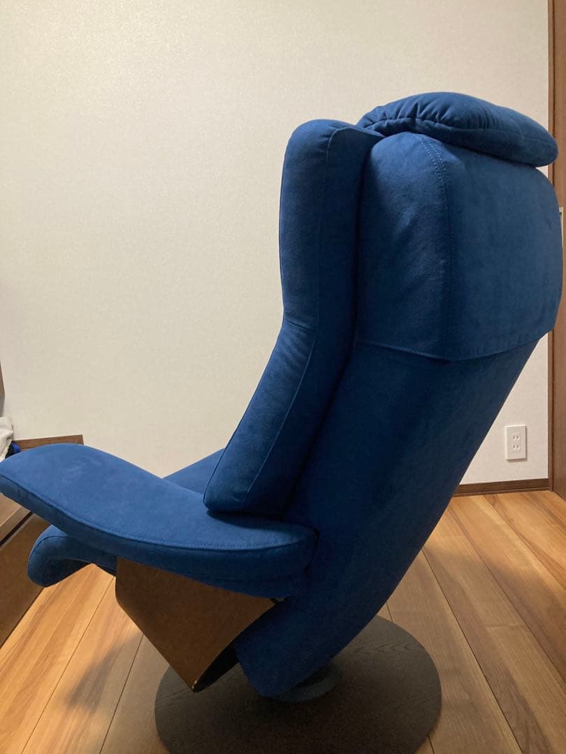 カリモク　ザ・ファースト　ネイビー リクライニングチェア 1人掛けソファ