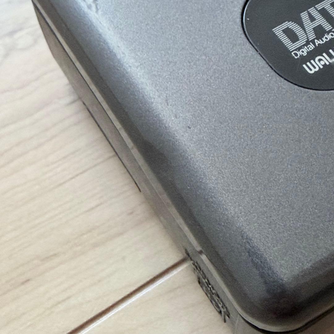 SONY DATウォークマン TCD-D7 ケーブル付 ジャンク品