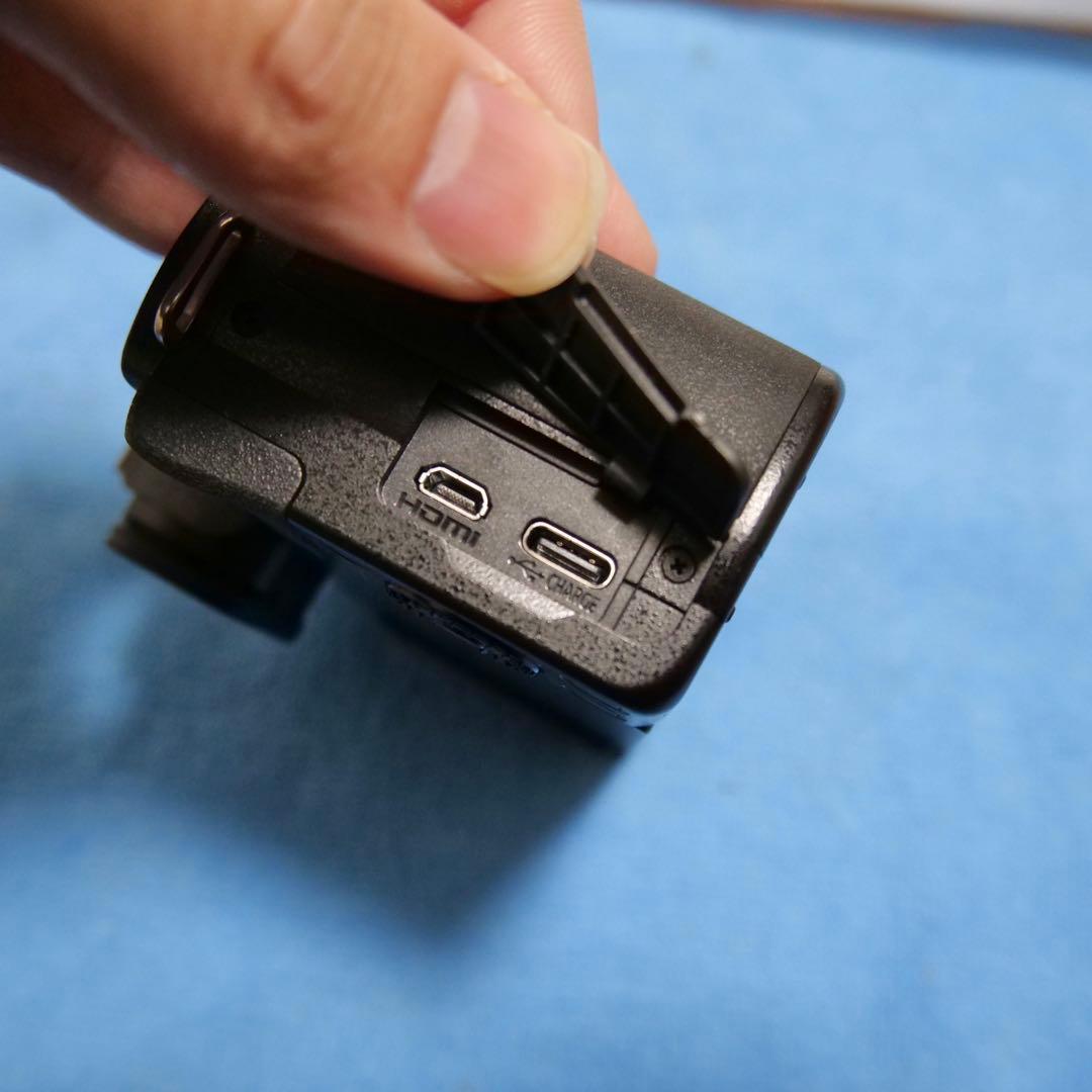 Panasonic LUMIX G100D ボディ