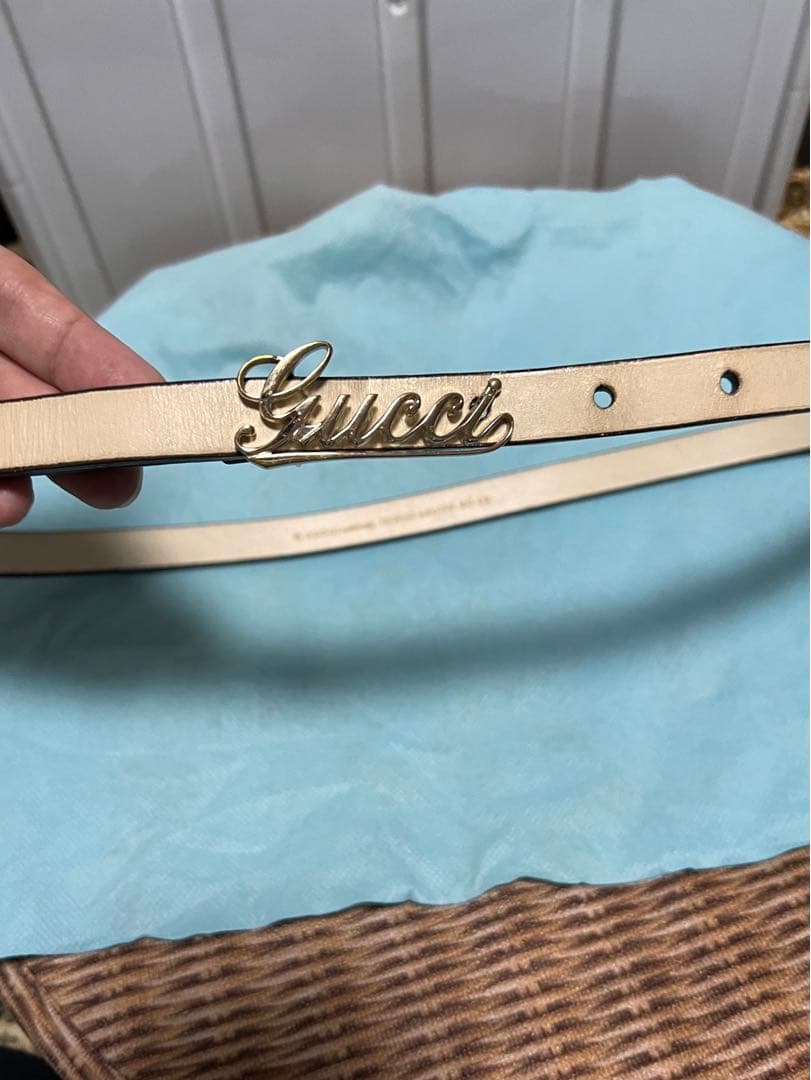 希少品　GUCCI筆記体ロゴ　バックルベルトお値下げ中
