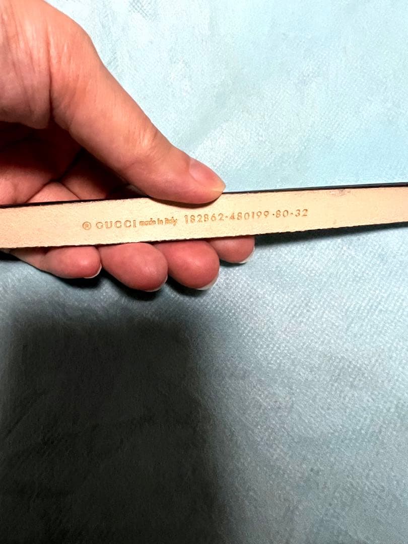 希少品　GUCCI筆記体ロゴ　バックルベルトお値下げ中