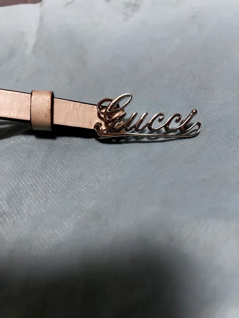 希少品　GUCCI筆記体ロゴ　バックルベルトお値下げ中