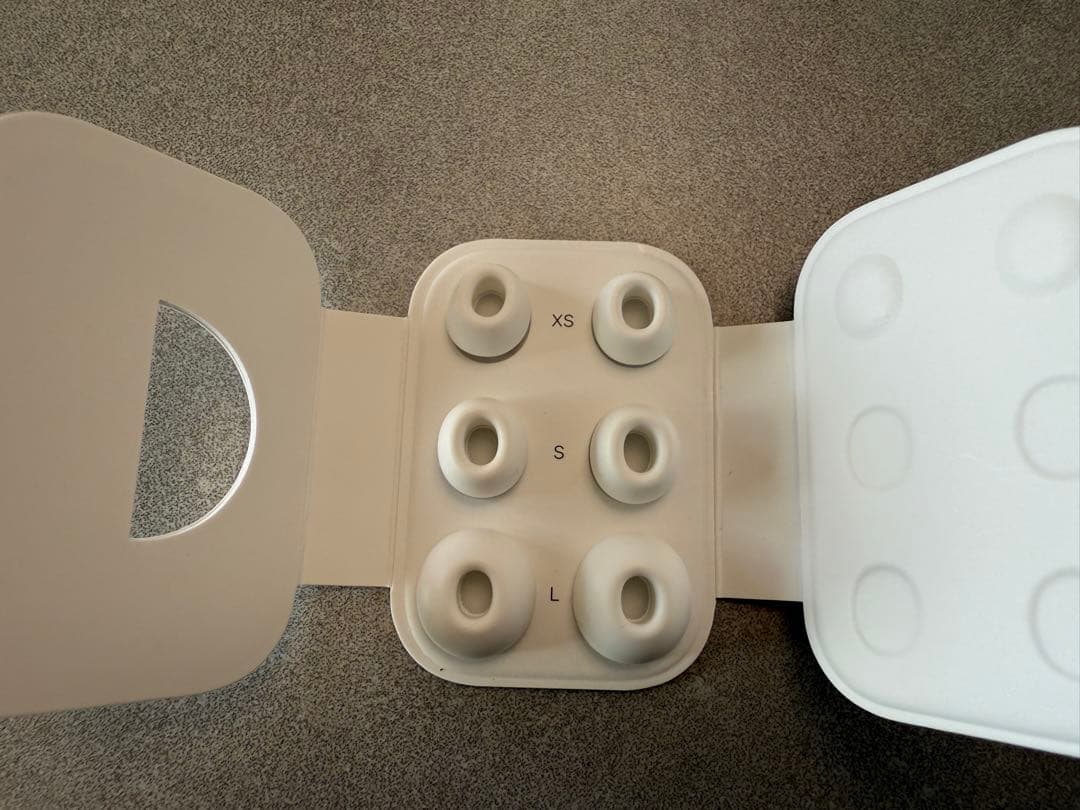 AirPods Pro2 ライトニング