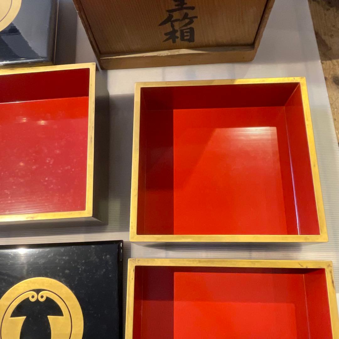 え*こ様 黒塗金紋　大重箱　重箱　年代物　骨董品　工芸品　漆塗り　インテリア　希