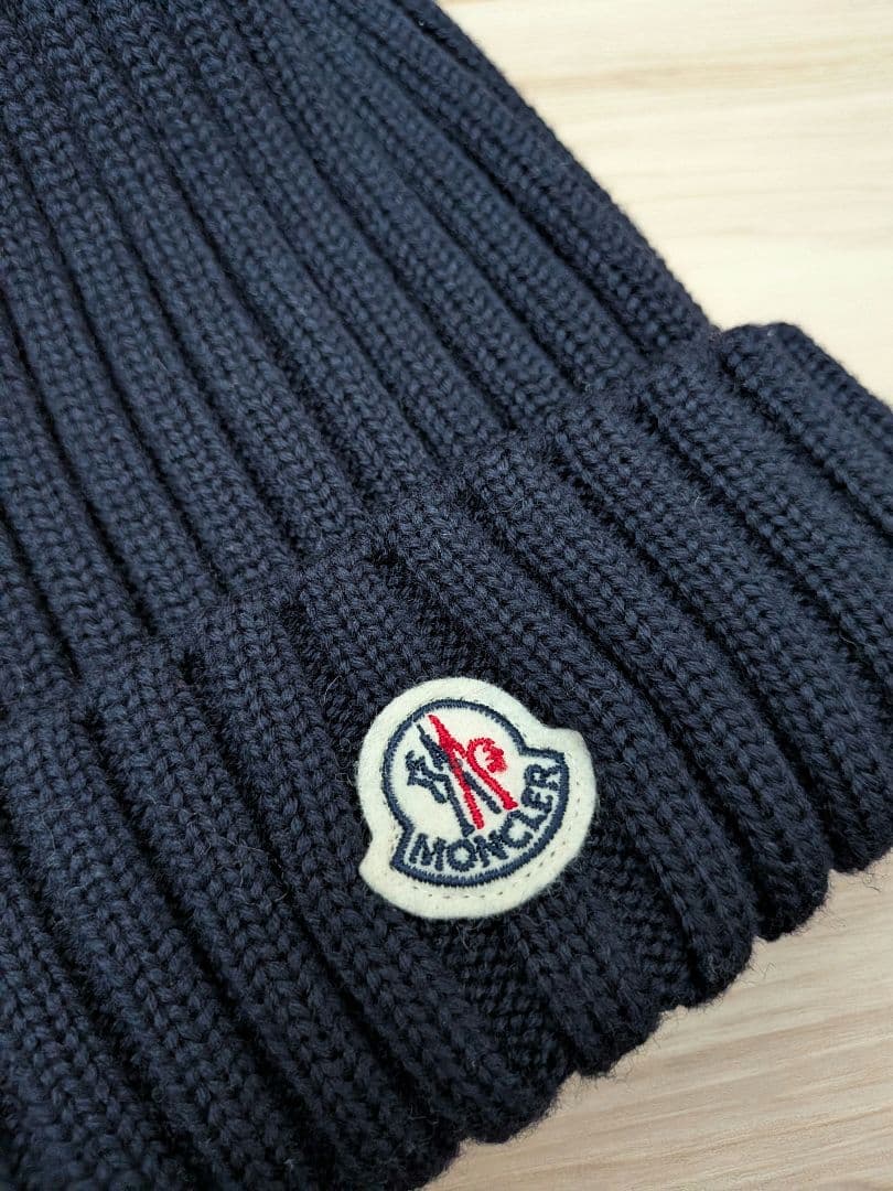 MONCLER ネイビー ニット帽 ファー付きポンポン