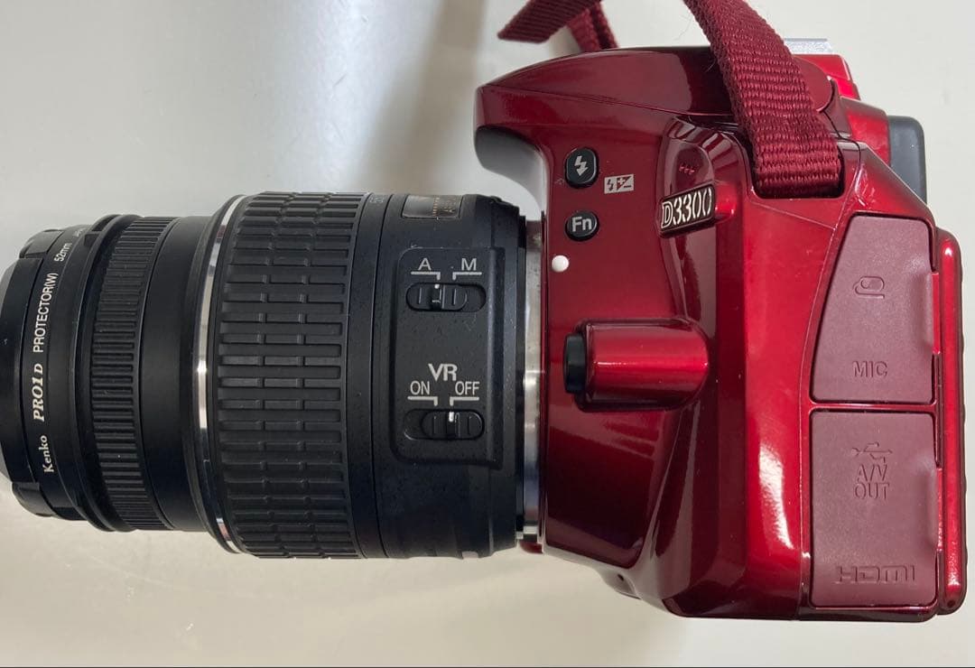 【Nikon】ニコン D3300 ダブルズームキット 赤 デジタル一眼レフカメラ