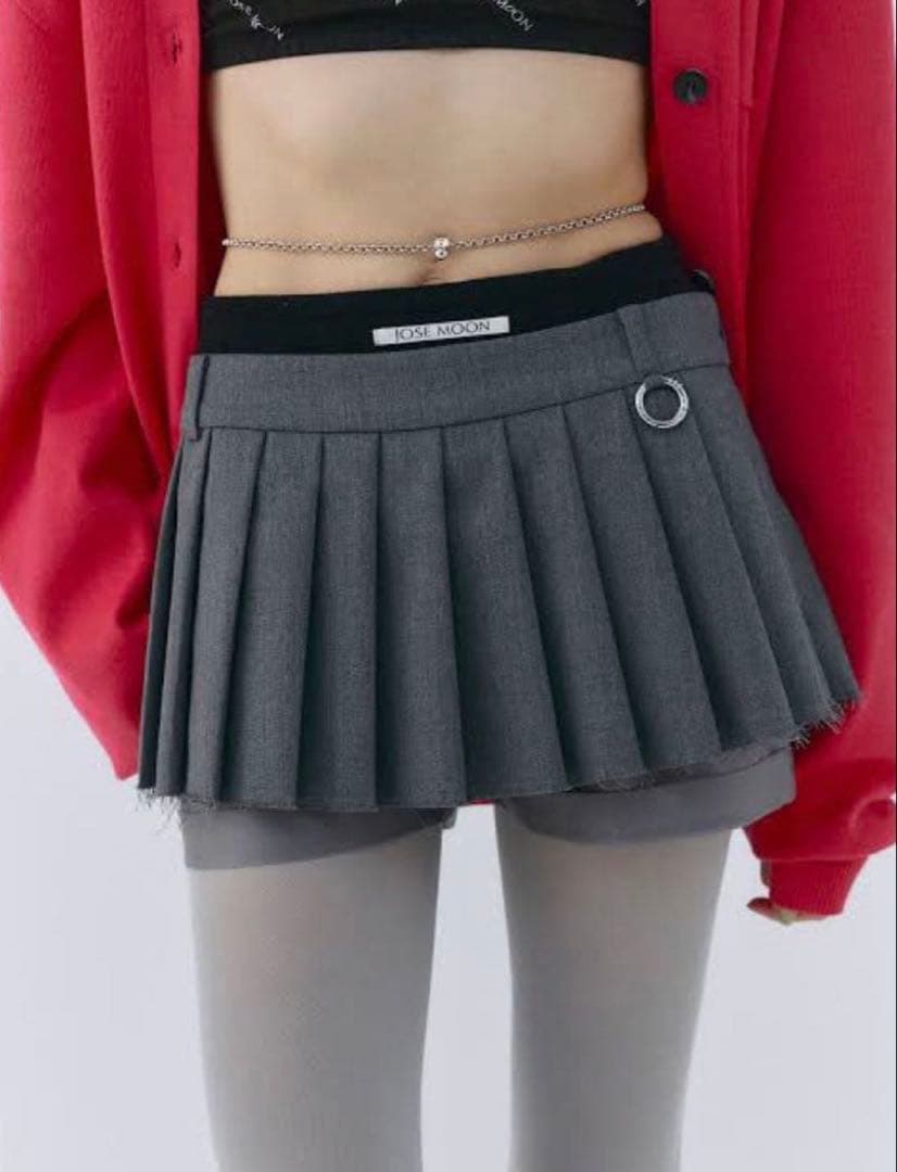 josemoon プリーツミニスカート　HANA着用
