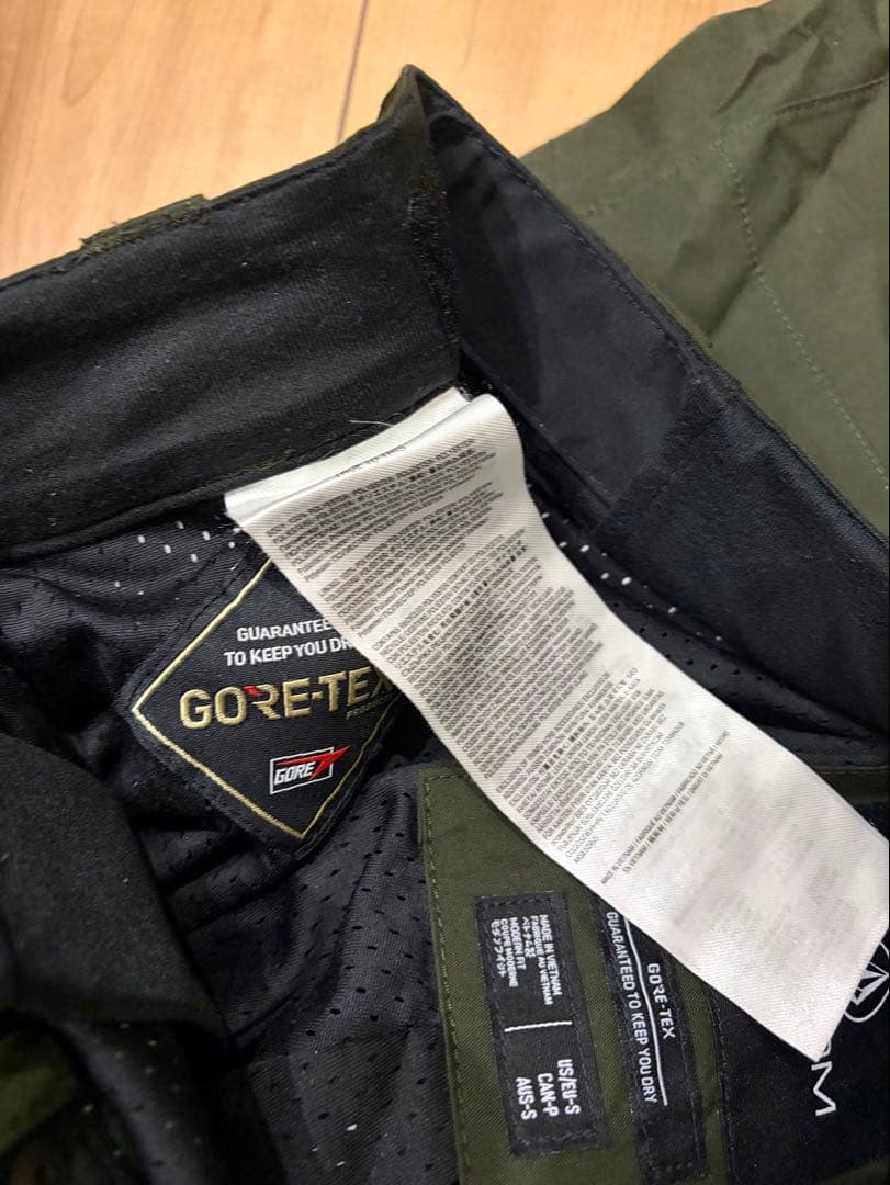 VOLCOMボルコム GORE-TEX ASTON PANT