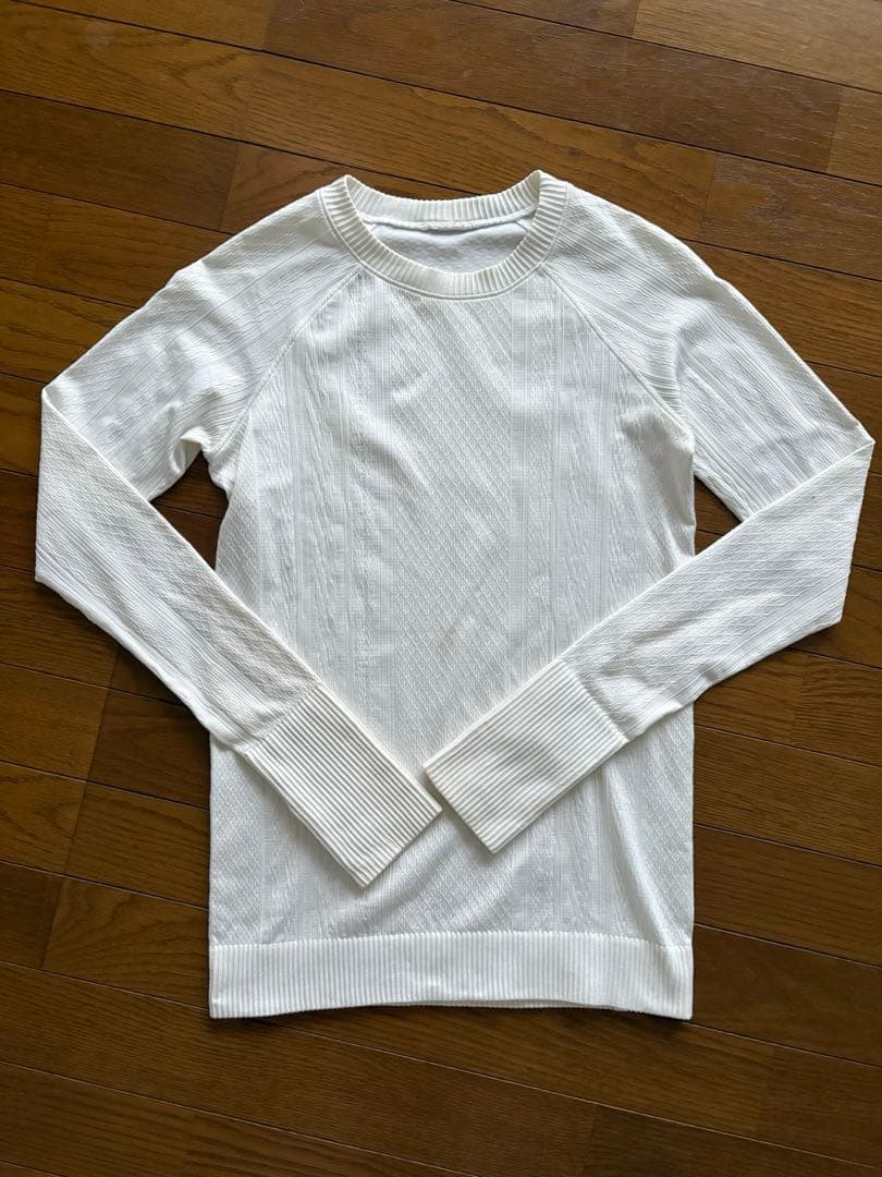 y♡y様 ルルレモン restless 長袖 サイズ6 白＆サイズ8 黒