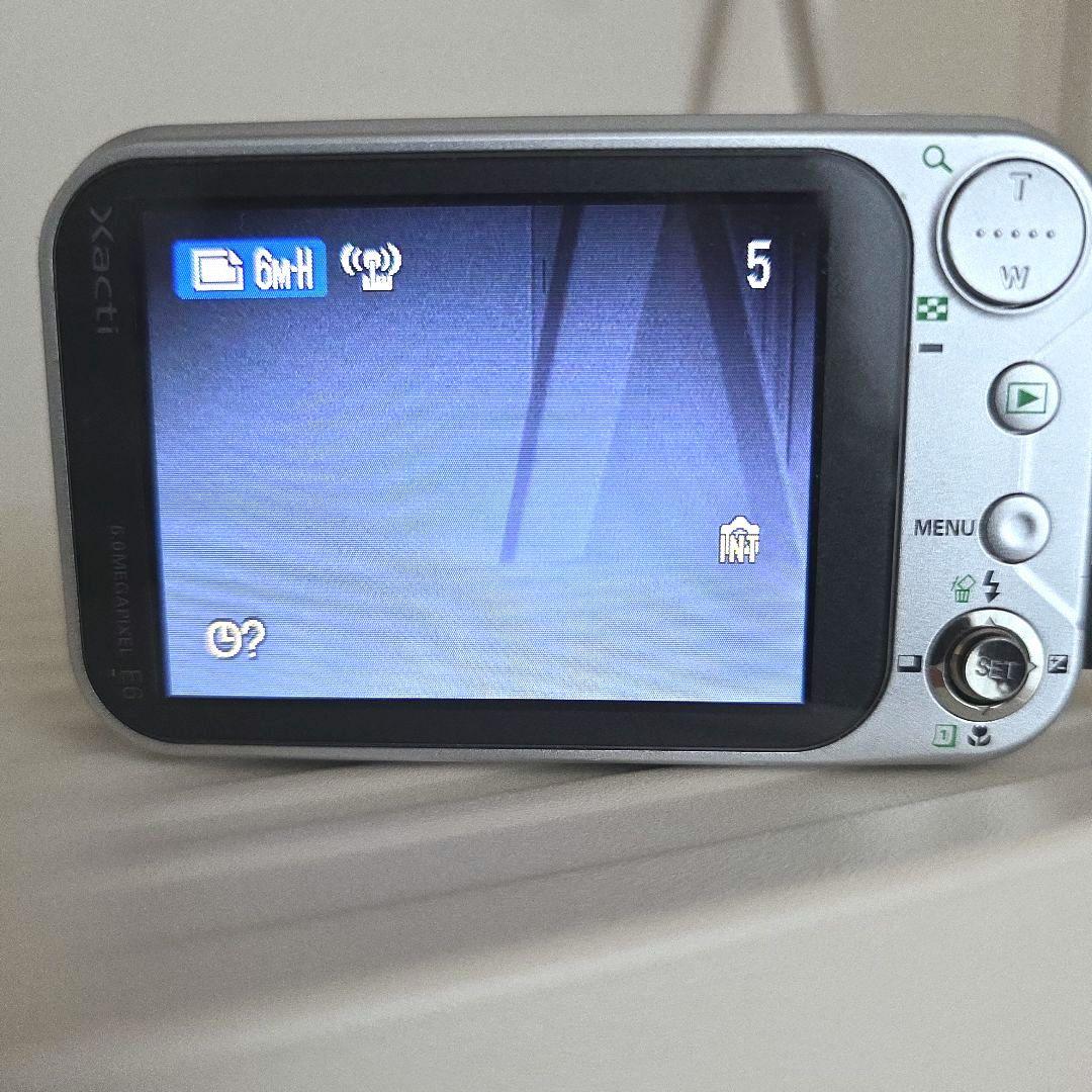 SANYO デジタルカメラ Xacti DSC-E6　ホワイト
