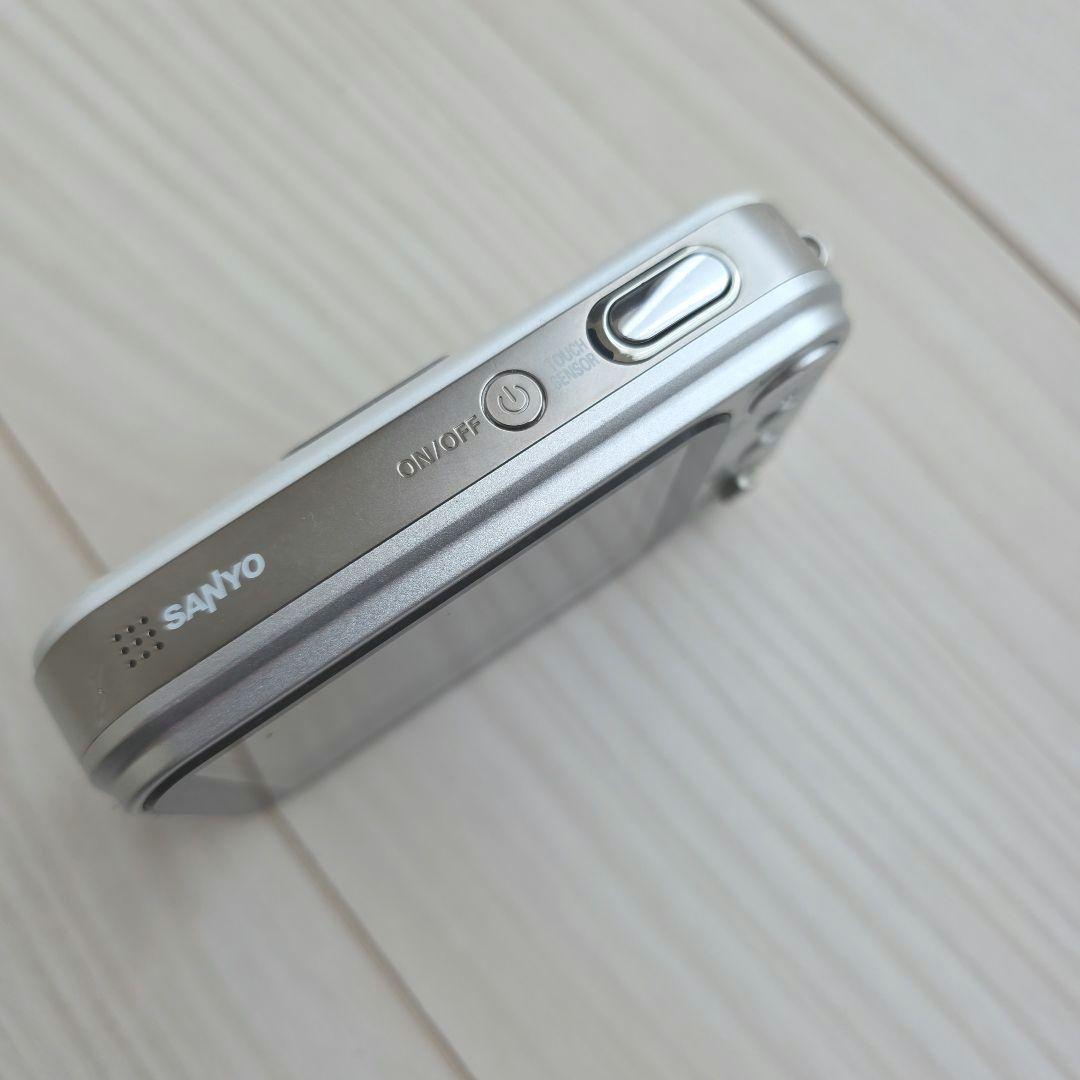 SANYO デジタルカメラ Xacti DSC-E6　ホワイト
