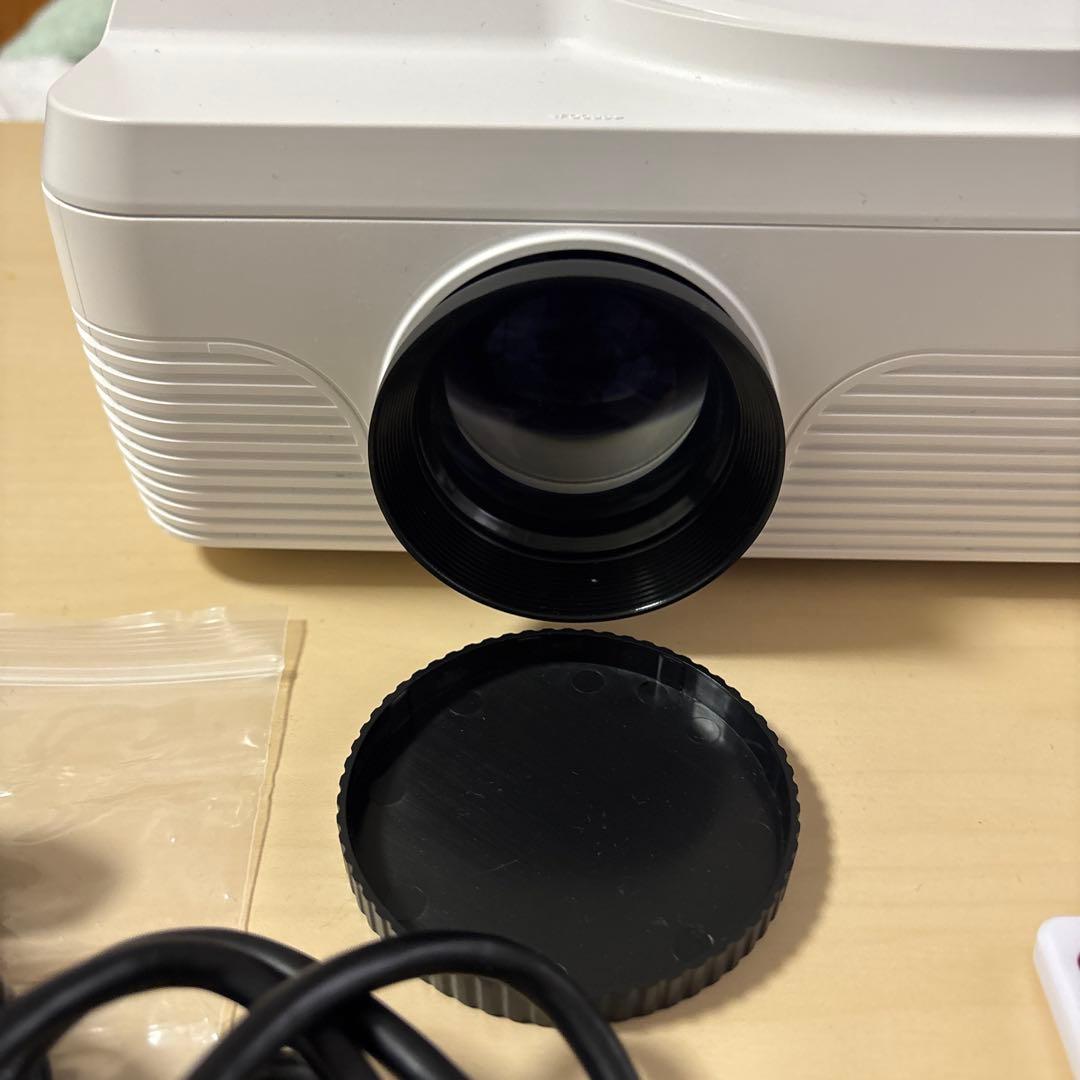 DVD一体型プロジェクター 本体＆付属品一式