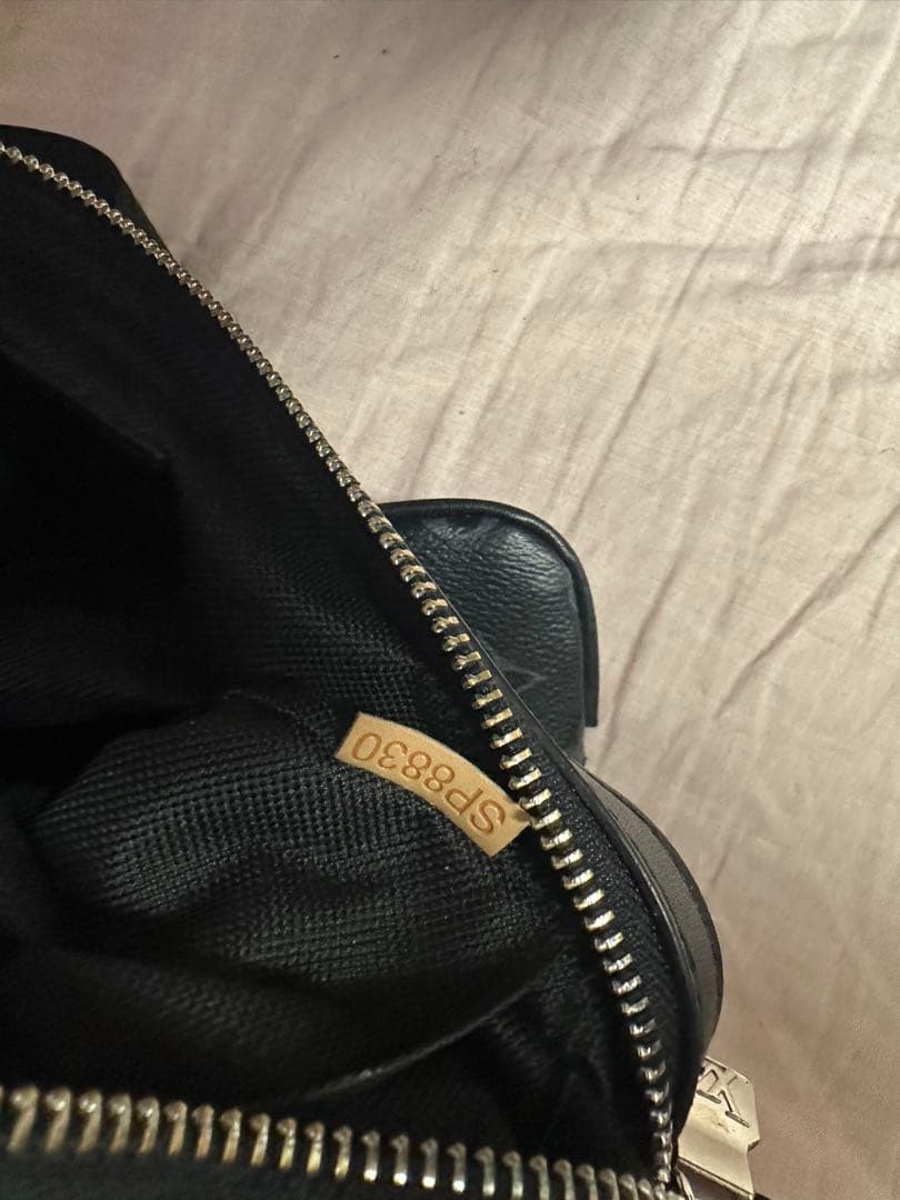 ルイヴィトンLOUIS VUITTONショルダーバッグ トリオ メッセンジャー