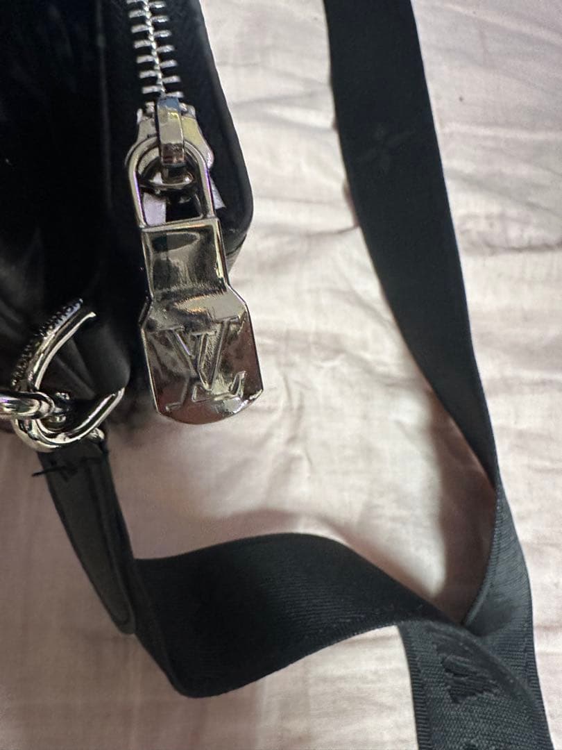 ルイヴィトンLOUIS VUITTONショルダーバッグ トリオ メッセンジャー