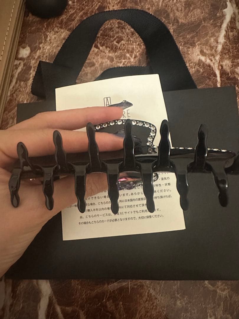 ALEXANDRE DE PARIS ブラッククリップ