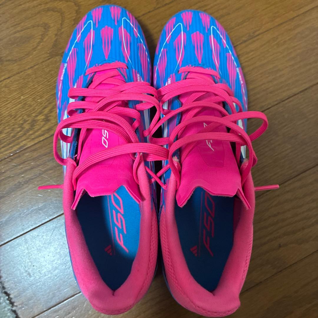 adidas F50 サッカーシューズ・スパイク