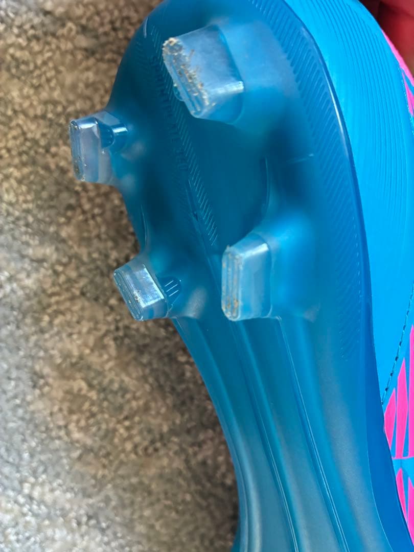 adidas F50 サッカーシューズ・スパイク