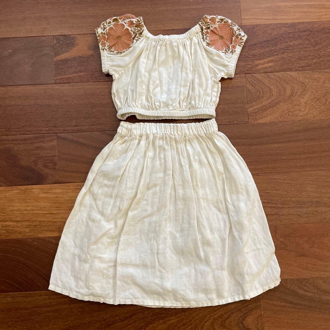 Apolinaアイボリー刺繍トップススカートセット3-5y