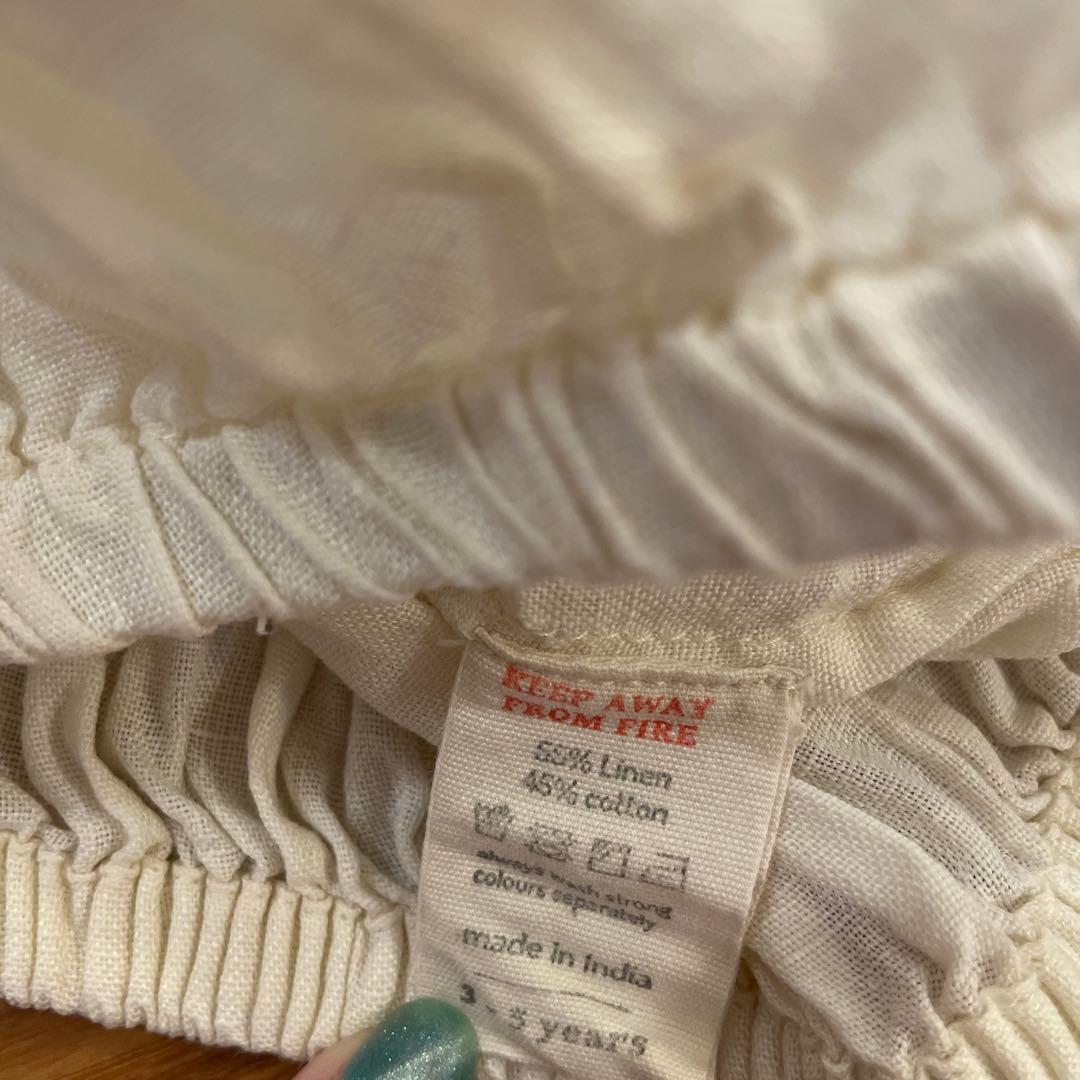 Apolinaアイボリー刺繍トップススカートセット3-5y