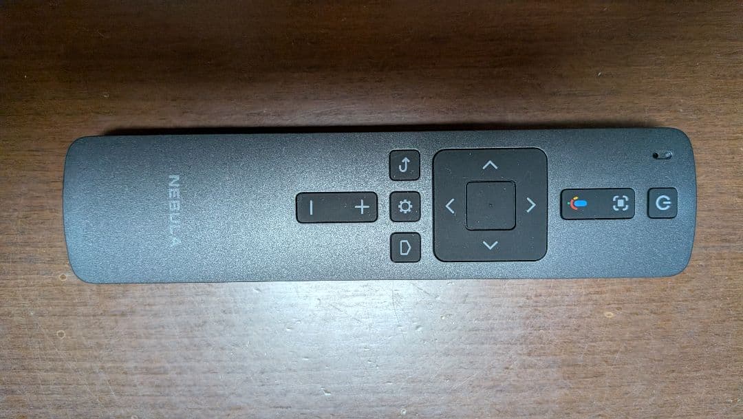 Nebula Capsule 3 Laser プロジェクター本体　ケースつき