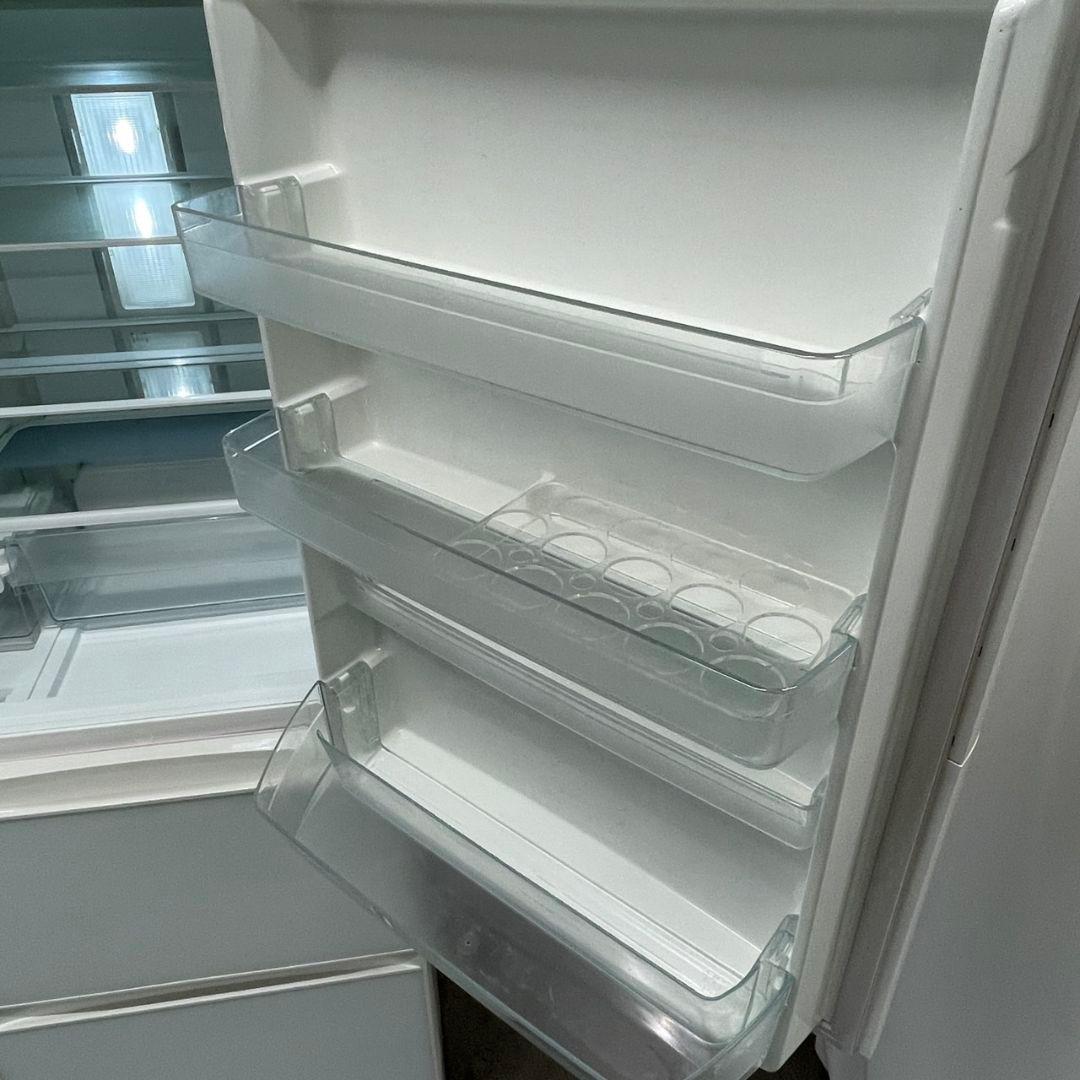 冷蔵庫　大型　設置無料　363ℓ　自動製氷　安い　ガラスパネル　白　綺麗