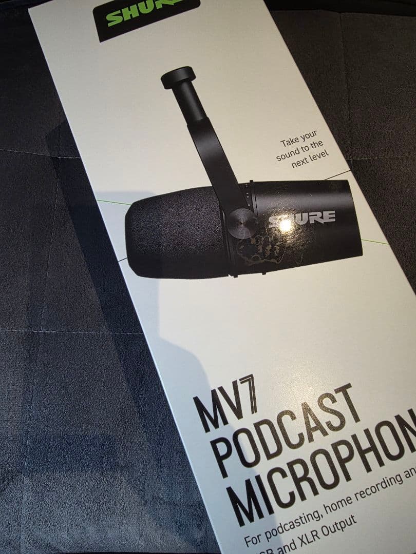 SHURE MV7（MV7-K-J）ダイナミックマイク／元箱付き
