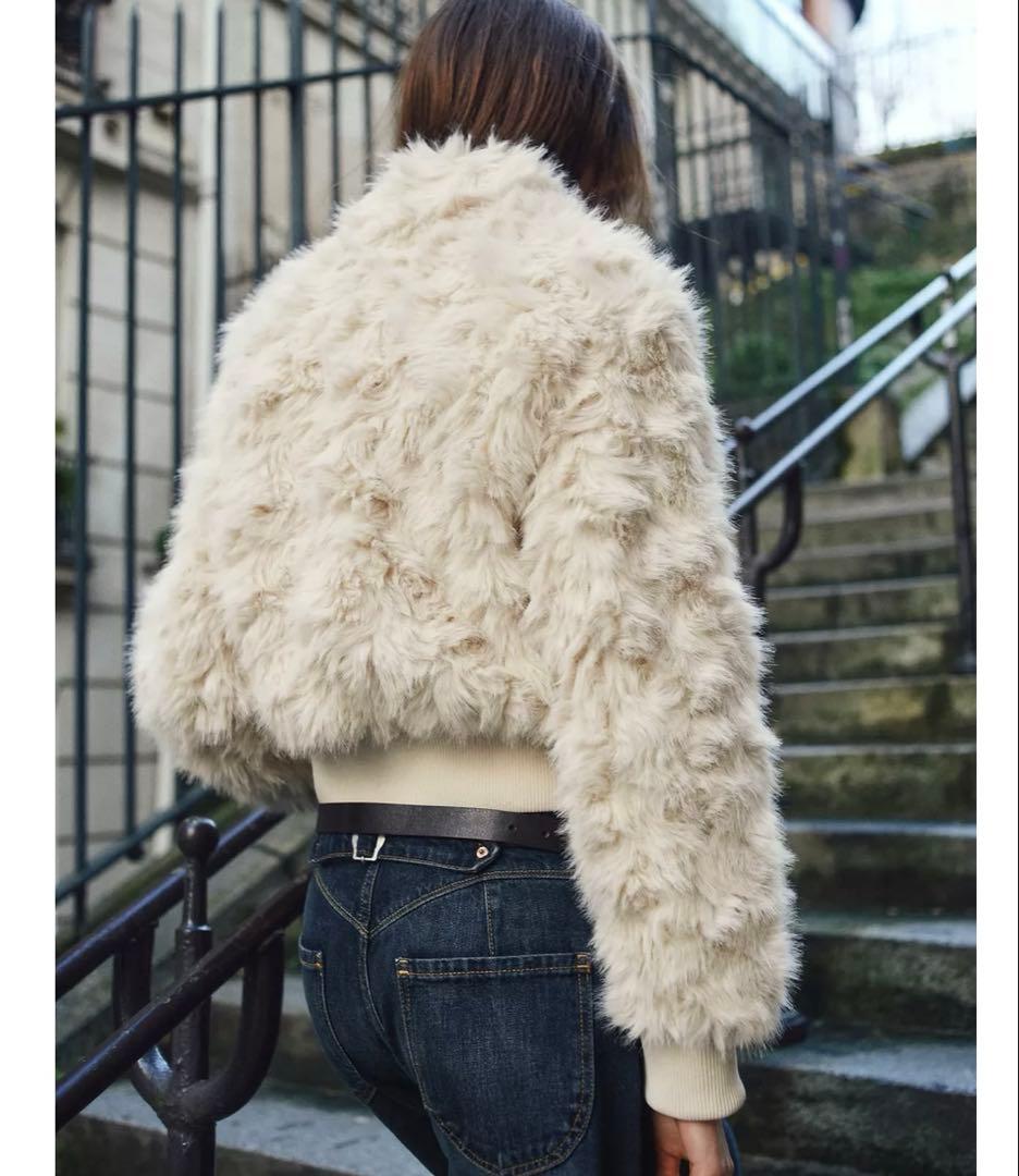 最終お値下げ‼️【ZARA】フェイクファーボンバージャケット XS