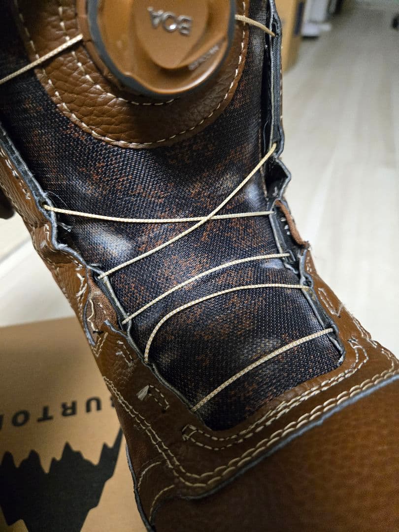 BURTON　レディースブーツ美品　大人気のライムライト　ボア