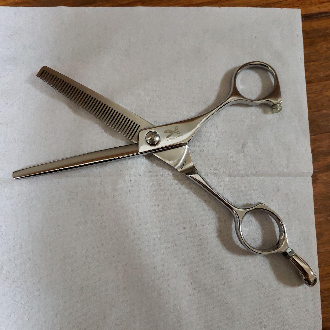 トリミング　チョッキンシザー　スキバサミ　セニング