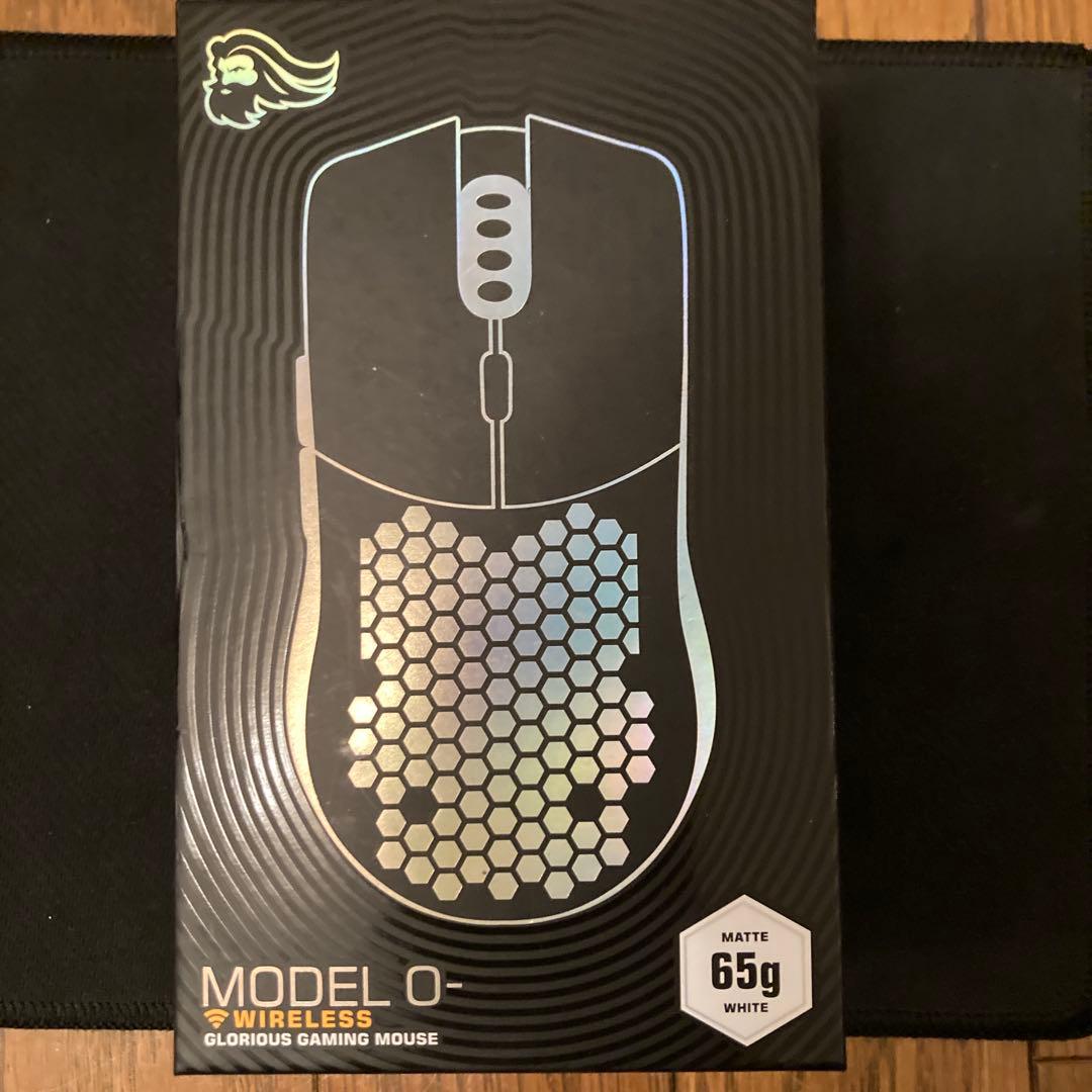 GLORIOUS MODEL O - WIRELESS ホワイト