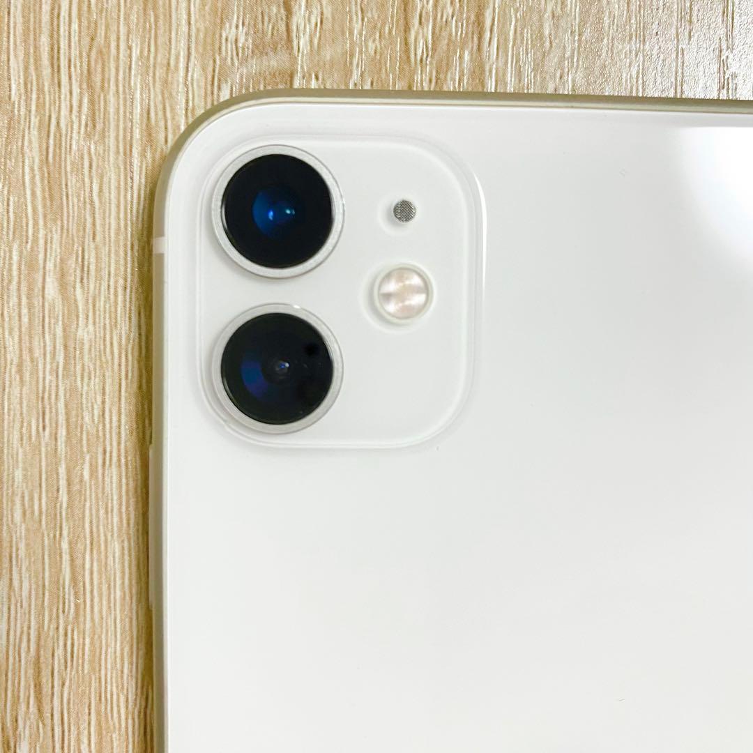 iPhone 11 ホワイト 64GB SIMフリー MWLU2J/A