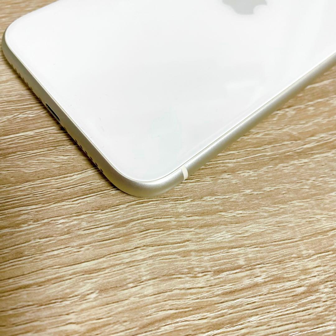 iPhone 11 ホワイト 64GB SIMフリー MWLU2J/A