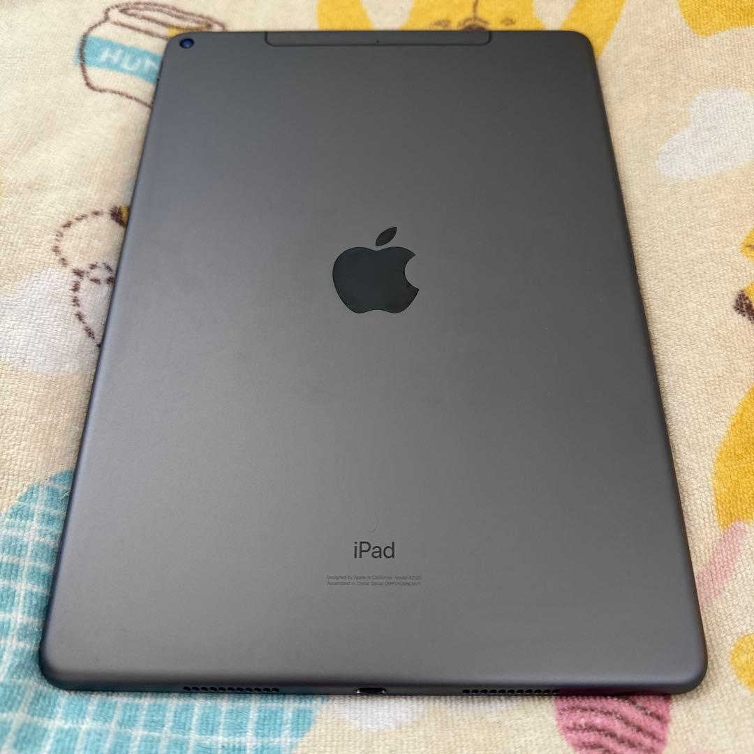iPad本体 iPad Air3 64GB