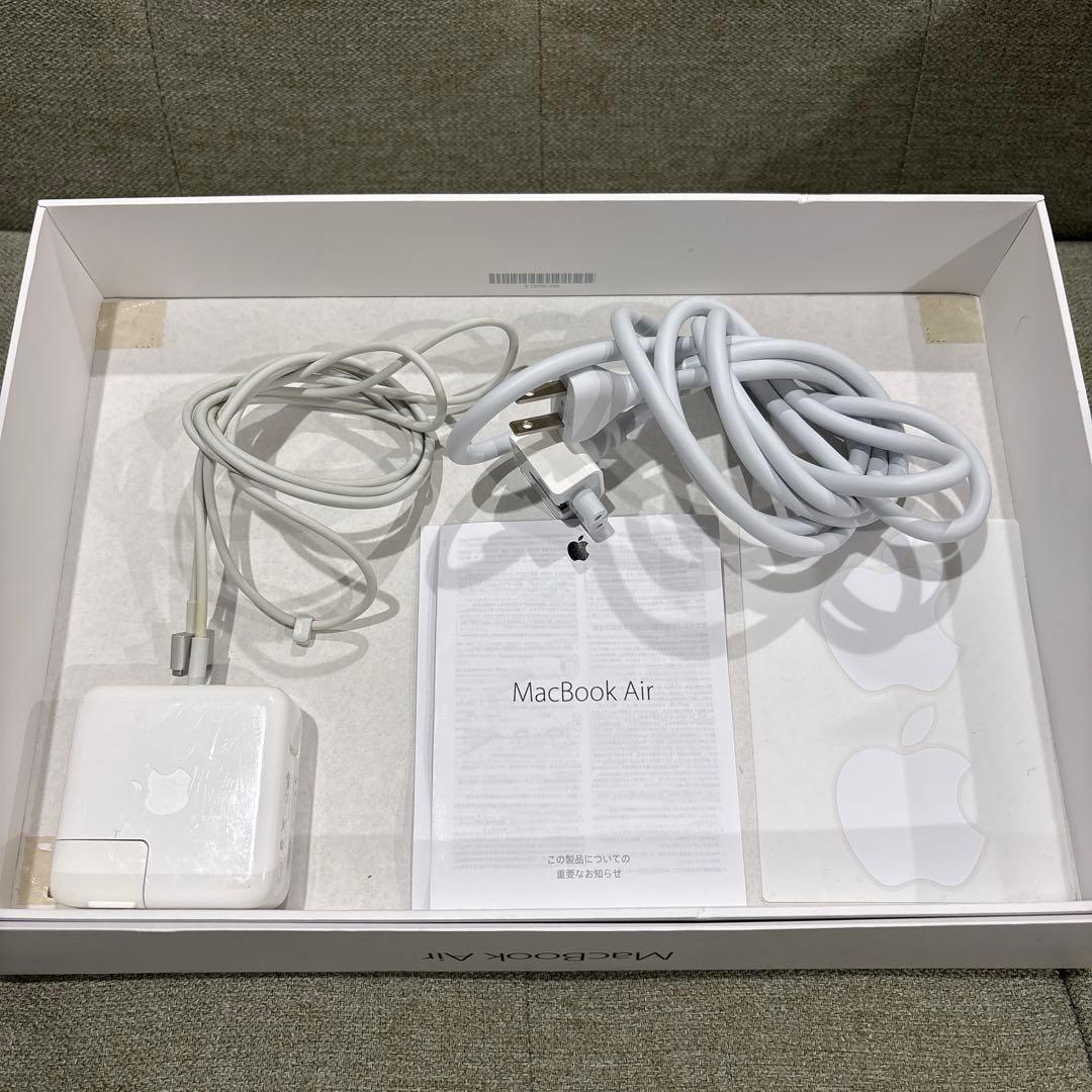 Macbook Air（A1465）, メモリ8GB / ストレージ128GB