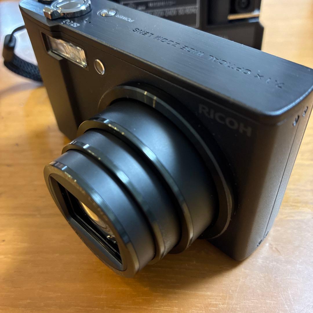 【美品】　RICOH CX1 コンパクトデジタルカメラ