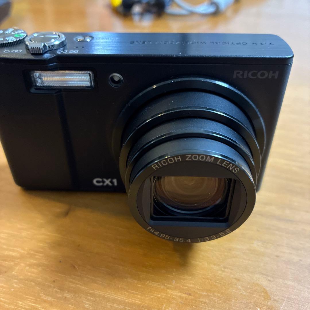 【美品】　RICOH CX1 コンパクトデジタルカメラ