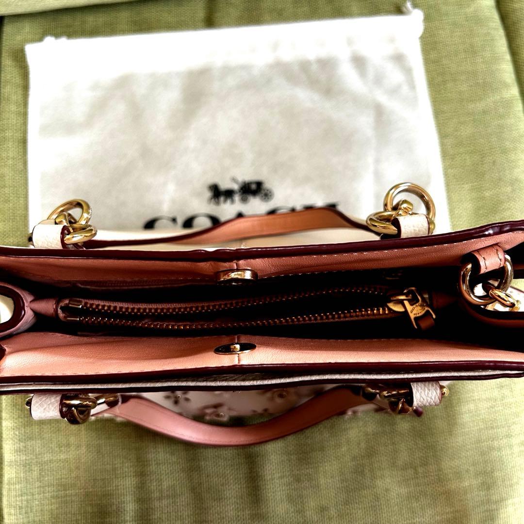 パンチング　COACH コーチ　ショルダーバッグ　トートバッグ　バイカラー　花柄