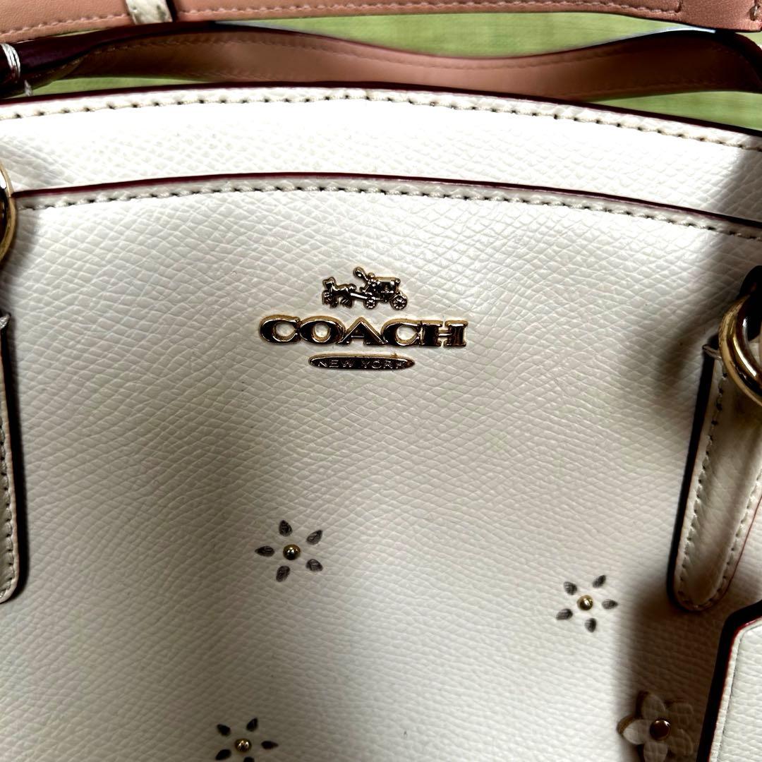 パンチング　COACH コーチ　ショルダーバッグ　トートバッグ　バイカラー　花柄