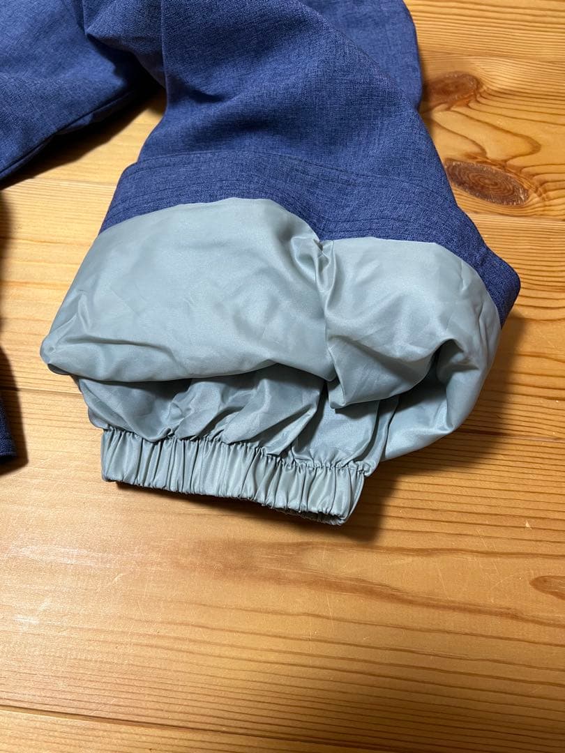 子ども用スキーウェア 青とピンクの星柄　女の子