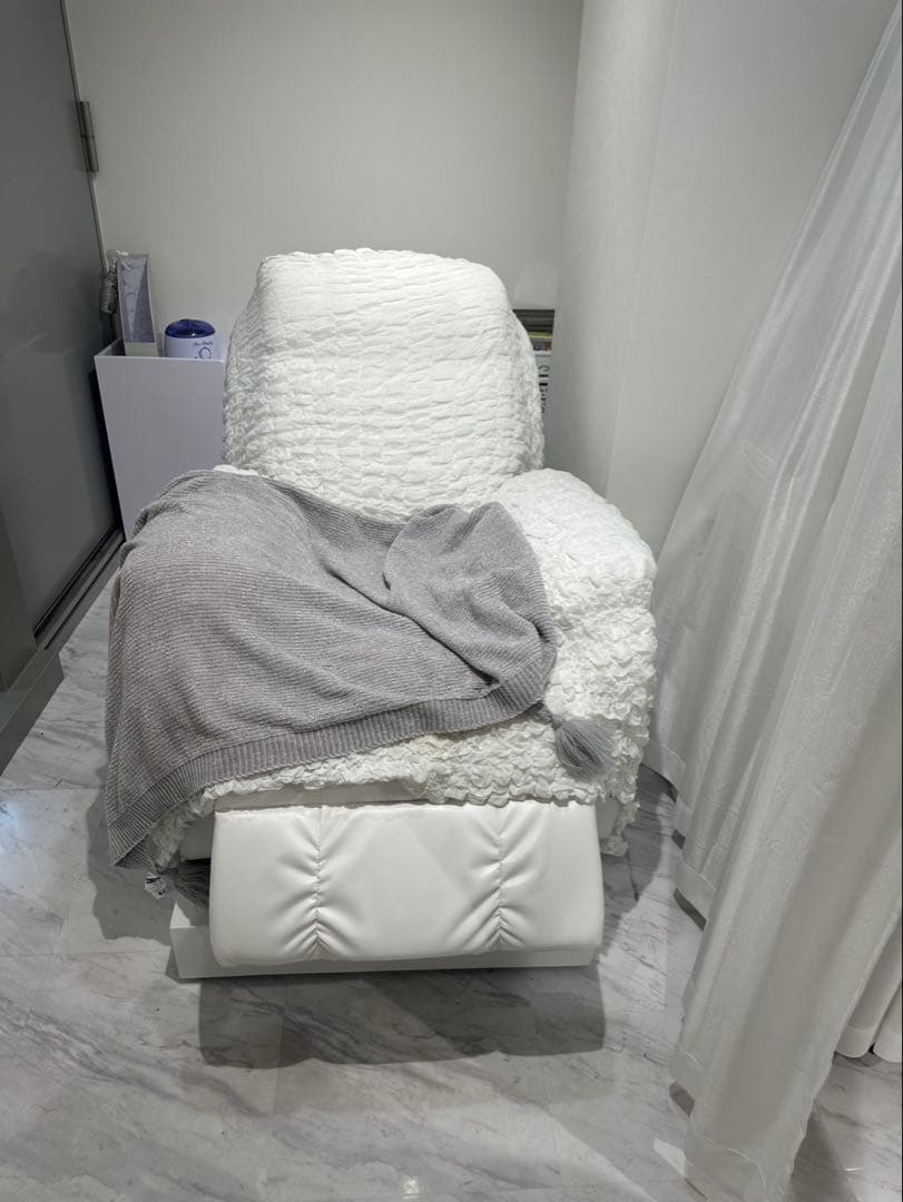 シフォンジュニア電動白　シフォンjrリクライニングソファホワイト