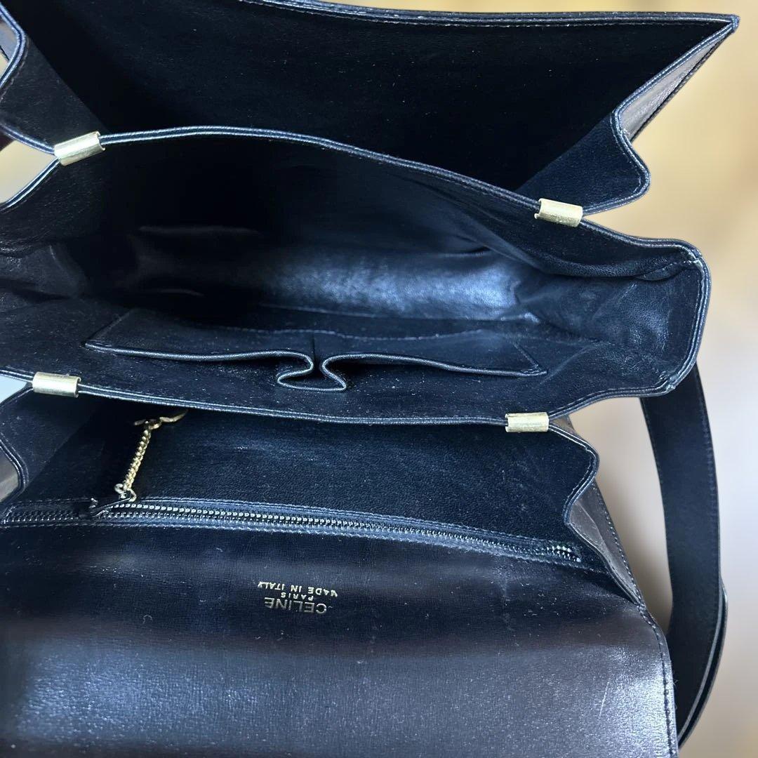 セリーヌ 馬車金具 ショルダーバッグ カーフレザー ブラック 黒色