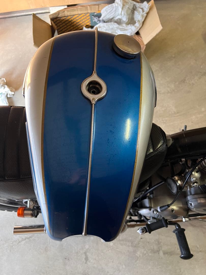 triumph トライアンフ oif用タンク