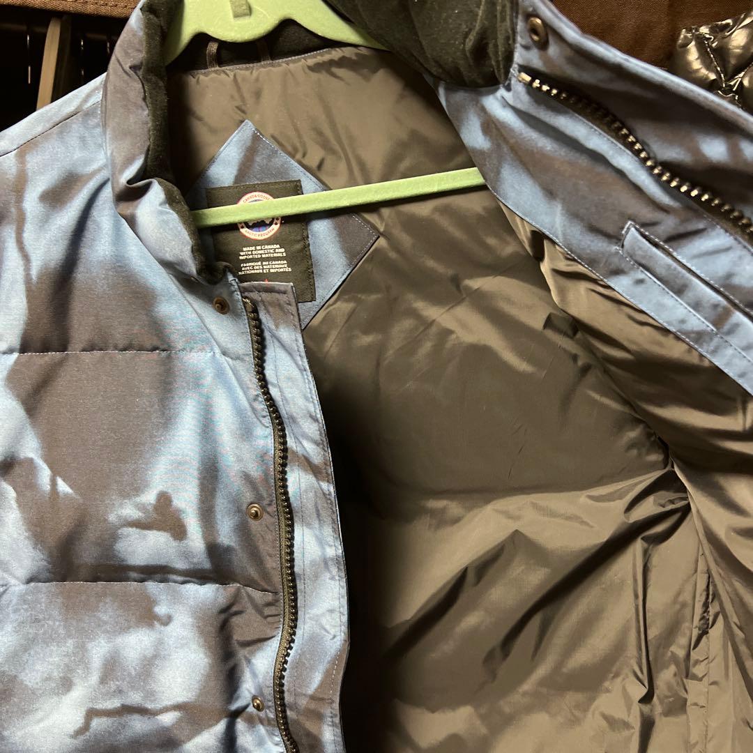 美品　  ネイビー ダウンベスト