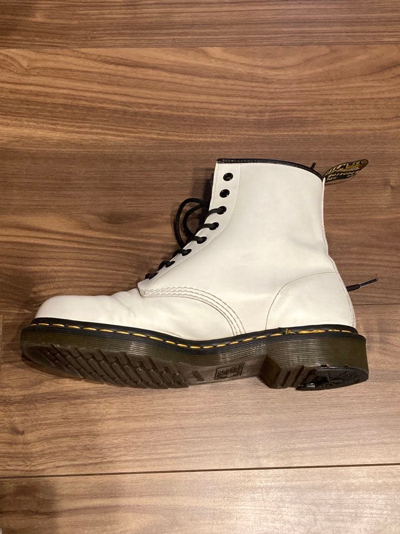 m*o様 ドクターマーチン　1460 UK9 ホワイトレザー レースアップブーツ